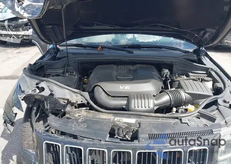 2015 Jeep Grand Cherokee Laredo из США, поврежденный, VIN 1C4RJEAG8FC219082